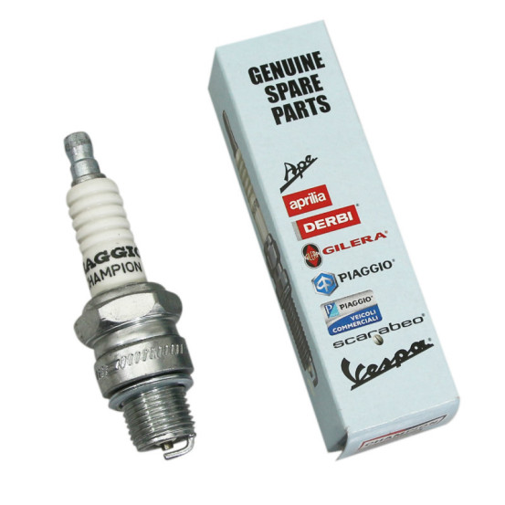Bougie Champion P82M / L82C origine Piaggio triporteur APE essence TM 703 1989-2007 / Ciao MIX / Vespa 50 FL2