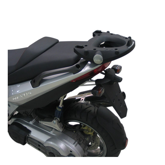 Support top case Givi E682 Gilera Nexus 125-250-300-500 Monokey avec platine