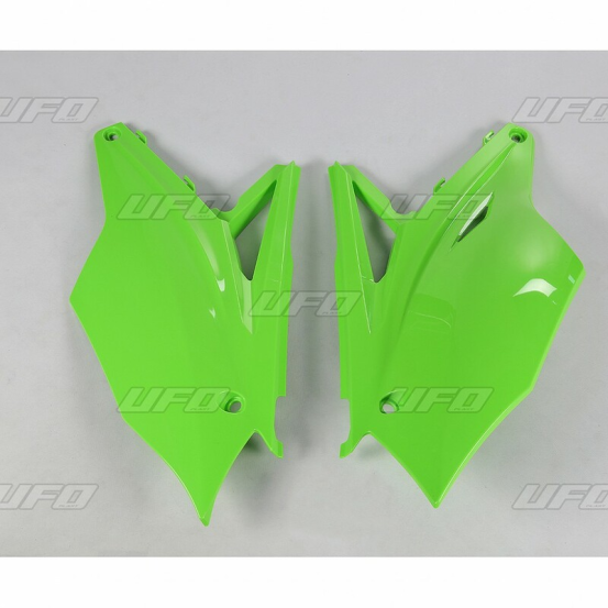 Plaques latérales - Vert - UFO Kawasaki 450 KXF 2016