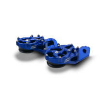 Repose pieds supermotard bleus SM PROJECT - Modèle S - HUSQVARNA 2016-2022 / KTM 2016-2022 / GAS GAS 2019-2023