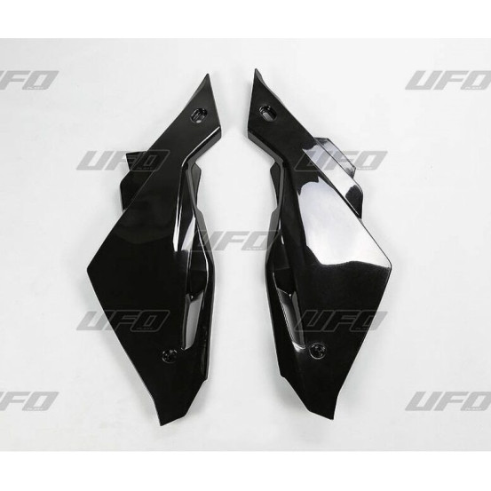 Plaques latérales - Noir - UFO HUSQVARNA 125 250 CR/WR 2009-2013