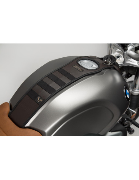 Sangle de réservoir SW-MOTECH SLA avec pochette accessoire LA2 Legend Gear BMW R nineT 2014-2020 - Urban G/S - Pure - Racer -..