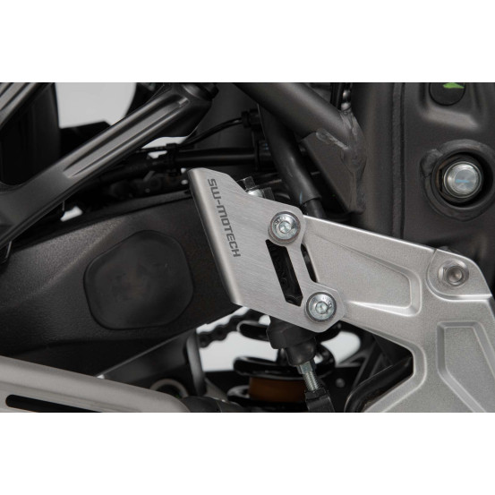 Protection SW-MOTECH pour maitre cylindre de frein arrière YAMAHA Ténéré 700 2019-2020 - Rally 2020 Gris