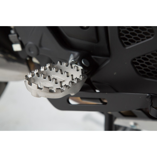 Repose-pieds SW-MOTECH ION avec supports HONDA - KTM - SUZUKI