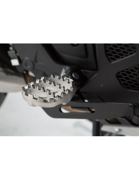 Repose-pieds SW-MOTECH ION avec supports HONDA - KTM - SUZUKI