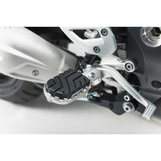 Repose-pieds SW-MOTECH ION avec supports BMW S 1000 XR 2015-2019 - F 750 GS 2017-2020 - 850 2017-2020 - Adventure 2018-2020