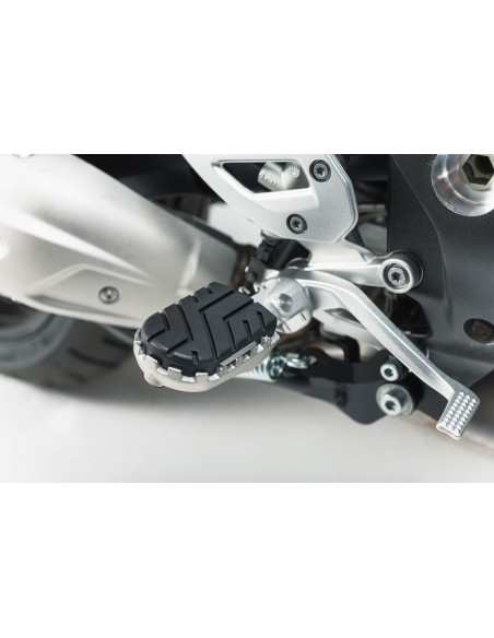 Repose-pieds SW-MOTECH ION avec supports BMW S 1000 XR 2015-2019 - F 750 GS 2017-2020 - 850 2017-2020 - Adventure 2018-2020
