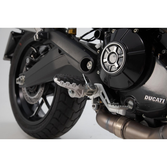 Repose-pieds SW-MOTECH EVO avec supports DUCATI - BENELLI TRK 502 X 2018