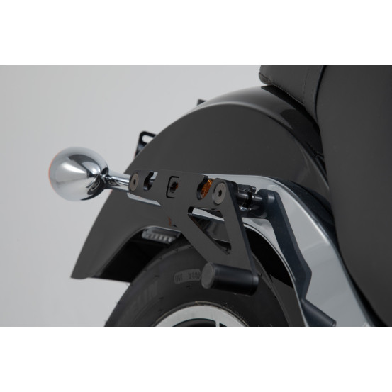 Support latéral SW-MOTECH SLH droit LH1 HARLEY DAVIDSON 1745 Softail Low Rider (FXLR) 2017 - 1868 Softail Low Rider S (FXLRS)..