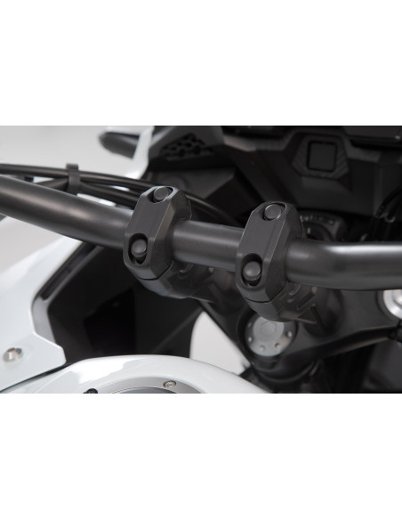 Réhausse de guidon Ø 28 mm SW-MOTECH 20 mm APRILIA - BENELLI - HONDA - KTM - TRIUMPH - YAMAHA Noir