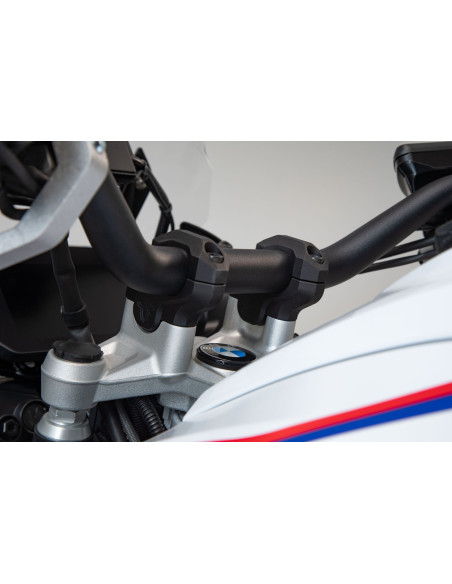 Réhausse de guidon SW-MOTECH 32 mm BMW S 1000 XR - R 1200 GS - Adventure - Rallye - R 1250 GS - Adventure - Rallye Noir