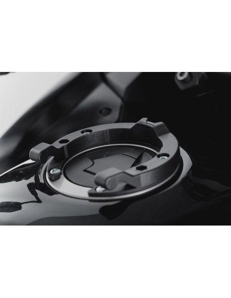 Anneau de réservoir SW-MOTECH pour sacoche ION KAWASAKI Ninja H2 SX - Versys - Z 750 - Z 900- Z SX - ZX R Ninja - ZRX 1200 R/..