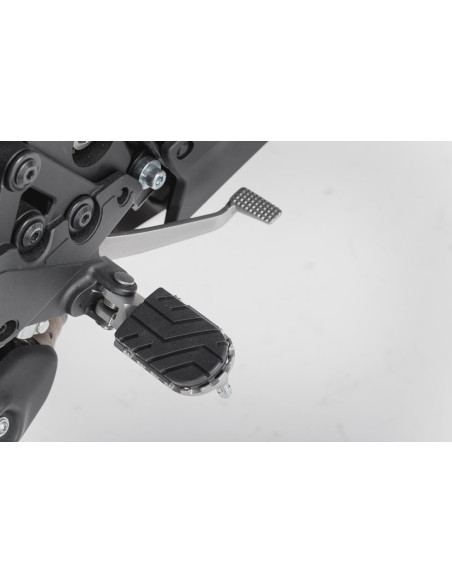 Repose-pieds SW-MOTECH ION avec supports KAWASAKI Versys 1000/GT - X 300 ABS - 650 - Z 650 RS