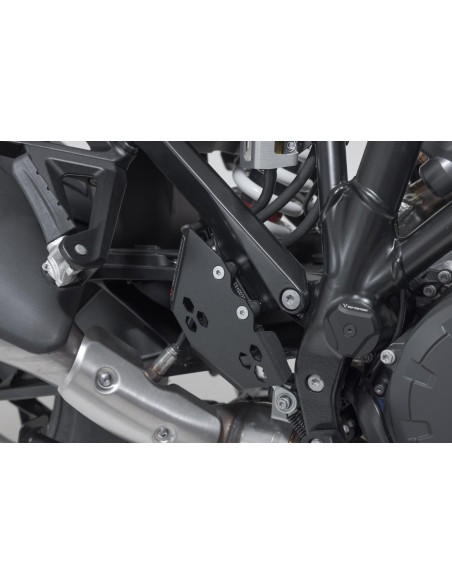 Protection SW-MOTECH pour maitre cylindre de frein arrière KTM 1050 Adventure 2014-2016 - 1090 Adventure/R 2016-2021 - 1190 A..