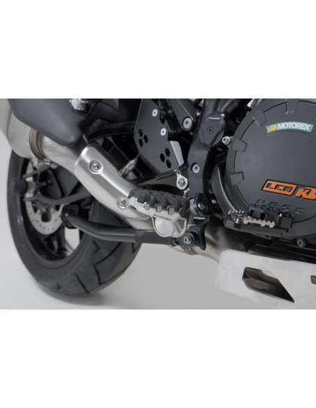 Repose-pieds SW-MOTECH EVO avec supports HUSQVARNA 901 Norden 2021 - KTM Adventure - Super Adventure - Duke - Supermoto - SM