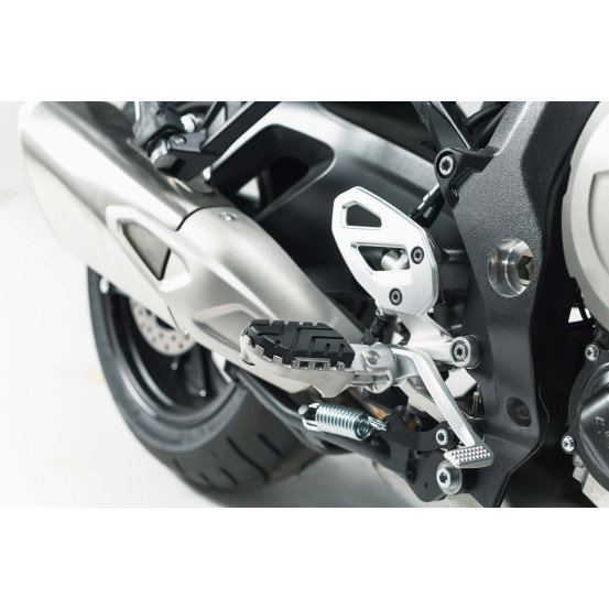 Repose-pieds SW-MOTECH ION avec supports BMW 400 Himalayan 2021