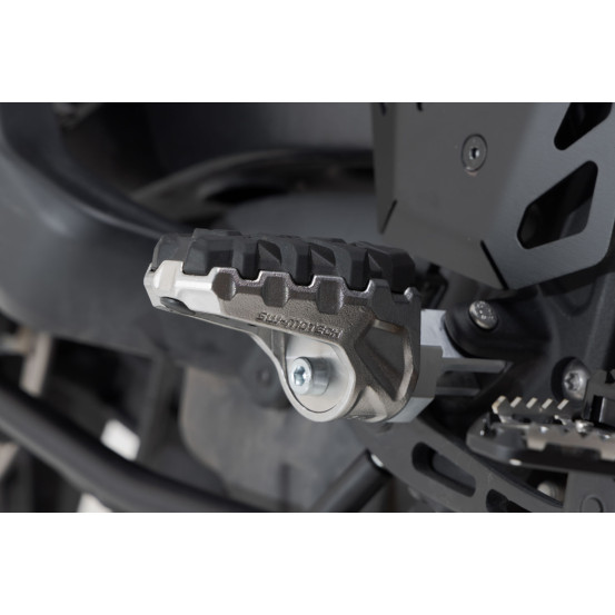 Repose-pieds SW-MOTECH EVO avec supports HARLEY DAVIDSON Pan America 2021