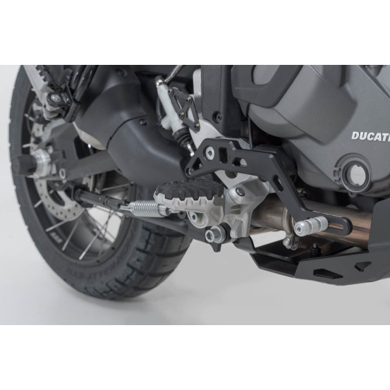 Repose-pieds SW-MOTECH EVO avec supports DUCATI - BENELLI TRK 502 X 2018