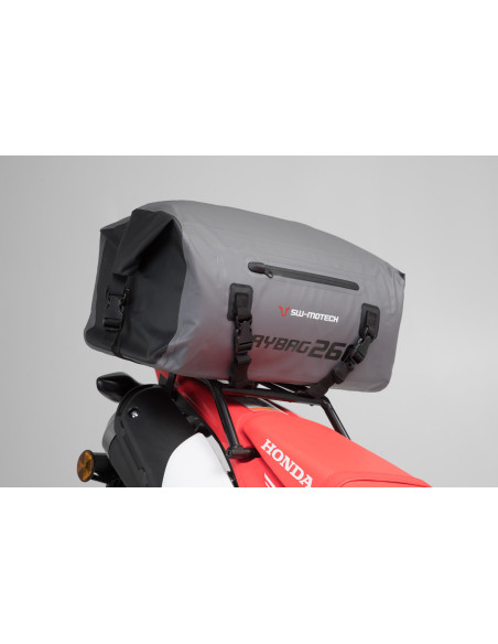 Platine universelle SW-MOTECH sur porte-bagage tubulaire pour top case TRAX