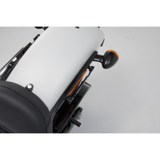 Support latéral SW-MOTECH SLH droit LH1 HARLEY DAVIDSON 1745 Softail Slim (FLSL) 2017 - Softail Standard (FXST) 2020 - Softai..
