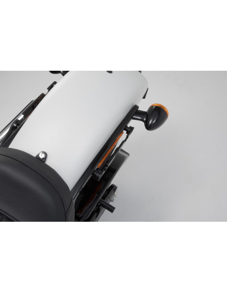 Support latéral SW-MOTECH SLH droit LH1 HARLEY DAVIDSON 1745 Softail Slim (FLSL) 2017 - Softail Standard (FXST) 2020 - Softai..