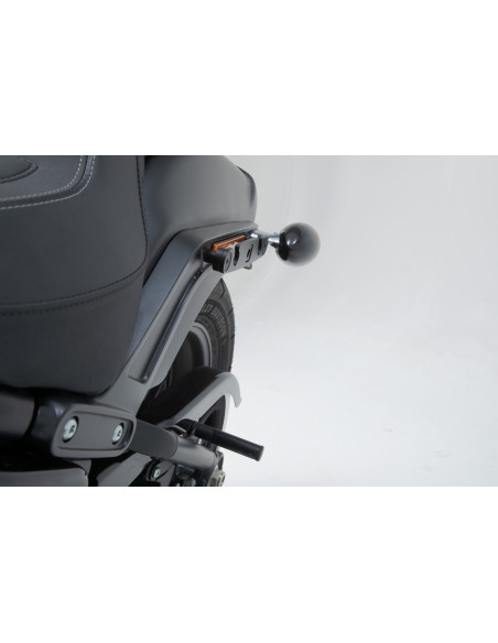 Support latéral SW-MOTECH SLH gauche LH2 HARLEY DAVIDSON 1745 Softail Low Rider (FXLR) 2017 - 1868 Softail Low Rider S (FXLRS..