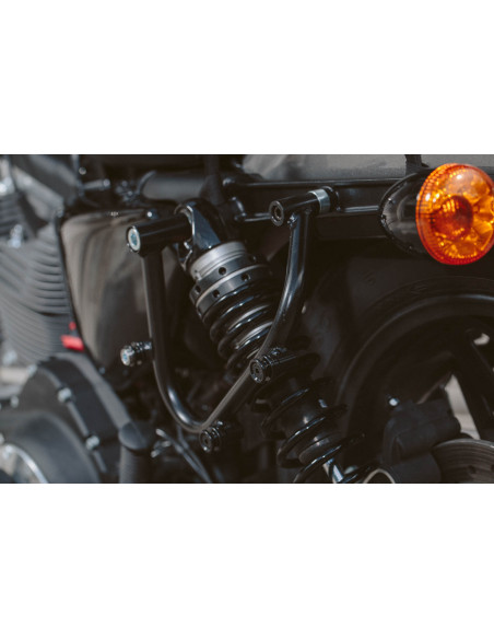 Kit d'adaptation pour Support latéral SW-MOTECH SLH sur le kit d'origine HoldFast Docking Hardware HARLEY DAVIDSON Softail 20..