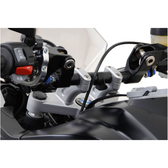 Réhausse de guidon SW-MOTECH 30 mm BMW R 1200 GS 2004-2007 - Adventure 2005-2013 -F 800 GS Adventure 2013-2018 Noir