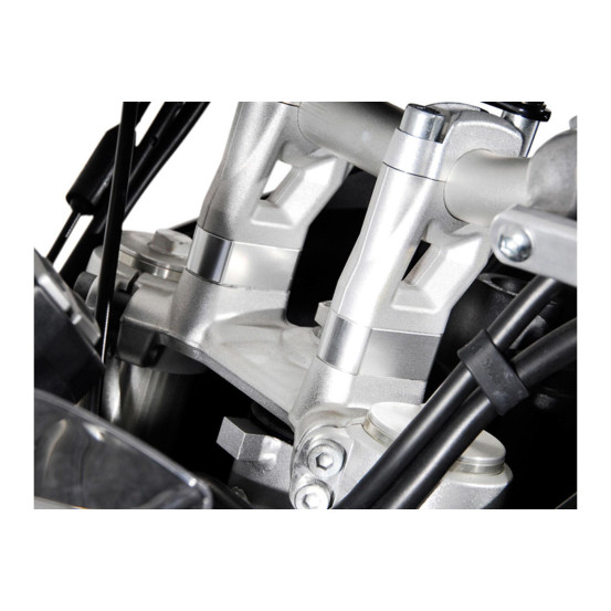 Réhausse de guidon Ø 22 mm SW-MOTECH 20 mm KAWASAKI Z 750 2003-2006 - 2011-2012 - Z 1000 2007-2009 Noir