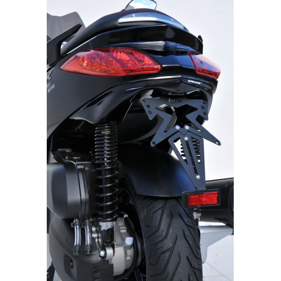 Passage de roue ERMAX - Noir Brillant - YAMAHA 125 / 250 XMAX 2010-2013