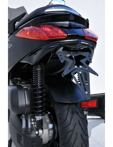 Passage de roue ERMAX - Noir Brillant - YAMAHA 125 / 250 XMAX 2010-2013