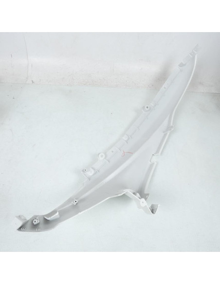 Carénage coque arrière scooter / maxiscooter Droite supérieur origine Peugeot Django Ice White