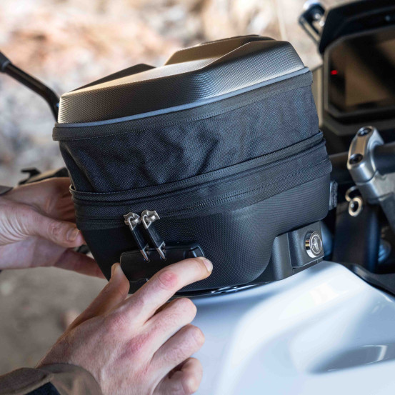 Sacoche de réservoir SHAD Click System E03CL Pro