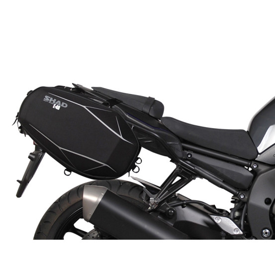 Supports écarteurs sacoches cavalières SHAD SE Yamaha FZ8 2010-2016