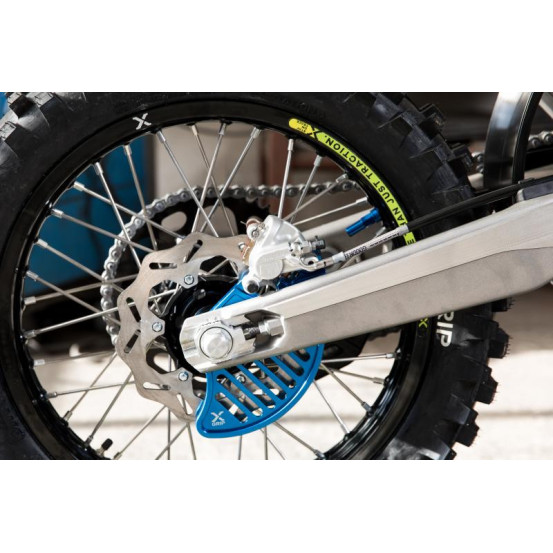 Protection disque de frein arrière X-GRIP Bleu - KTM SX - SXF 2013-2022 - HUSQVARNA FC - TC 2014-2022 GAS GAS MC - MCF 2021-2..