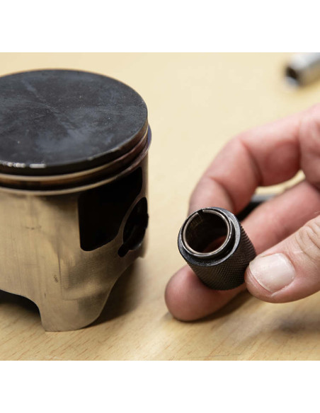 Outil X-GRIP clip axe piston