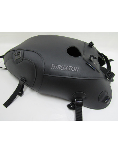 Tapis de réservoir BAGSTER Triumph 1200 Thruxton 2016 Noir Mat Graine