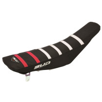 Housse de selle BUD Full Traction KTM 85 SX 2018 - 2024 GAS GAS 85 MC 2021 - 2024 Noir Bandes Rouges
