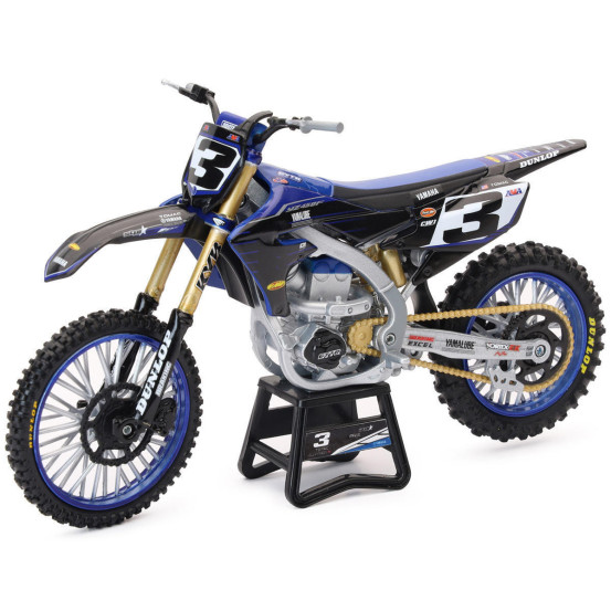Moto miniature YAMAHA 450 YZF E. TOMAC NEWRAY - Echelle 1/12°