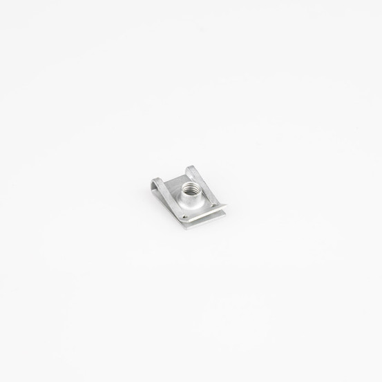 Agrafe filetée de fixation M6
