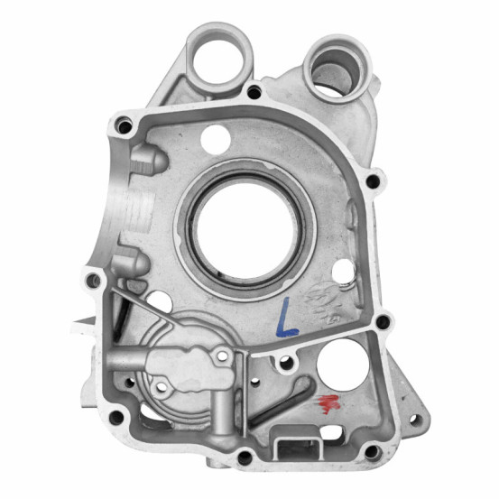 Carter moteur maxiscooter 125 Chinois 4T GY6 152QMI (droit côté allumage)
