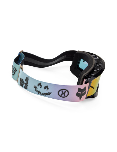 Masque cross Fox Spring 2025 Main Hello Future