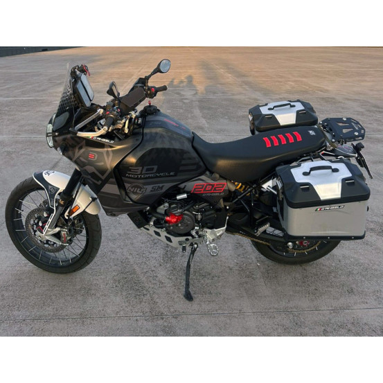 Housse de selle noire et rouge SM PROJECT - DUCATI DESERTX RALLY
