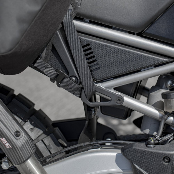 Suppresseur KRIEGA OS-Footrest pour repose-pied arrière Aprilia Tuareg 660