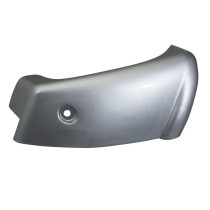 Couvercle / extremite de spoiler droit origine Piaggio 125 / 250 / 300 Vespa GTS avant 2022 brut