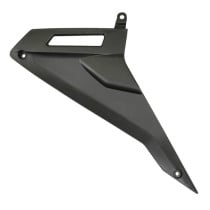 Cache latéral gauche origine Derbi 50 Senda après 2018 / Gilera 50 SMT / RCR après 2018