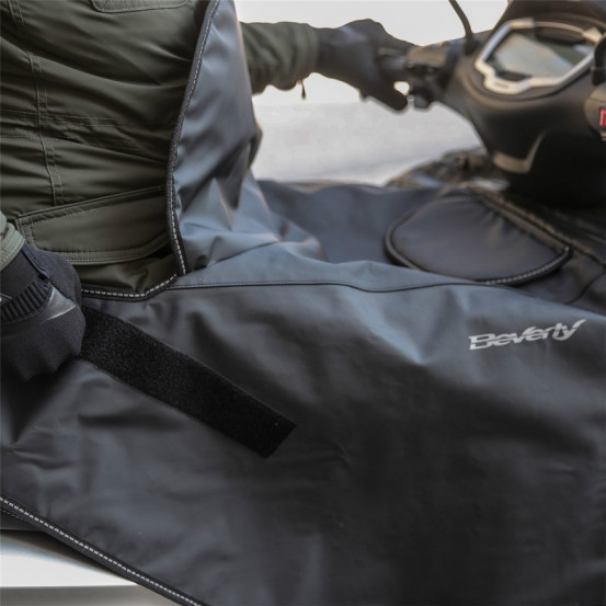 Tablier couvre jambes origine Piaggio 300 / 400 Beverly 2021-2025