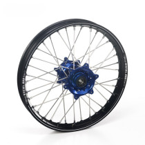 Roue arrière complète 18x2,15 HAAN WHEELS - 36 rayons - Cercle EXCEL A60 noir / Moyeu bleu - FANTIC / YAMAHA