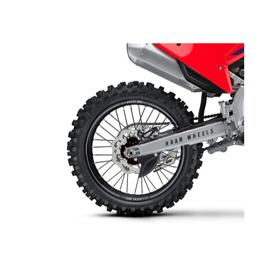 Roue arrière complète 18x2,15 HAAN WHEELS - 32 rayons - Cercle EXCEL A60 noir / Moyeu noir - HONDA