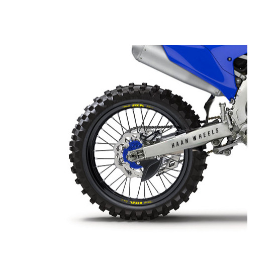 Roue arrière complète tubeless 18x4,25 HAAN WHEELS - 36 rayons - Cercle EXCEL noir / Moyeu bleu - YAMAHA